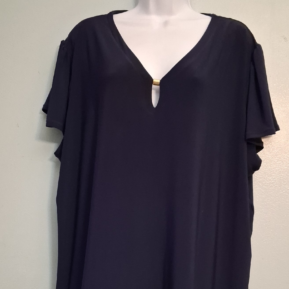 Jones New York size 3X women's navy blue V-Neck top/blouse with flutter sleeves.